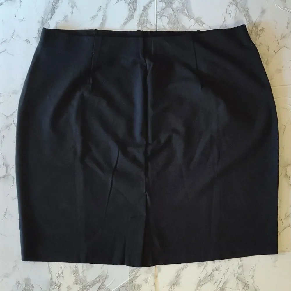 Roz & Ali Black Stretch Zipper‎ Details Pull On Mini Skirt Plus 2X